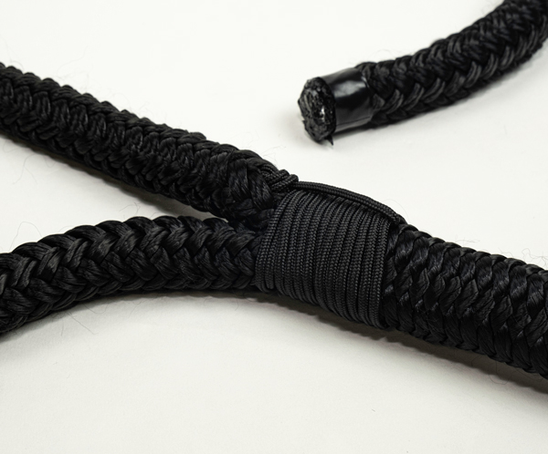 インターコムマリン社製のダブルブレイドポリエステルロープのもやいロープをトップウォータータックルズが格安で販売します